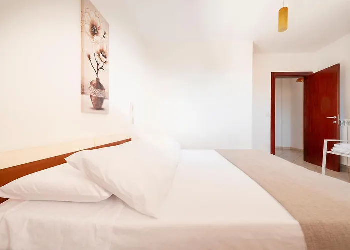 Casa Manuela Holiday home *